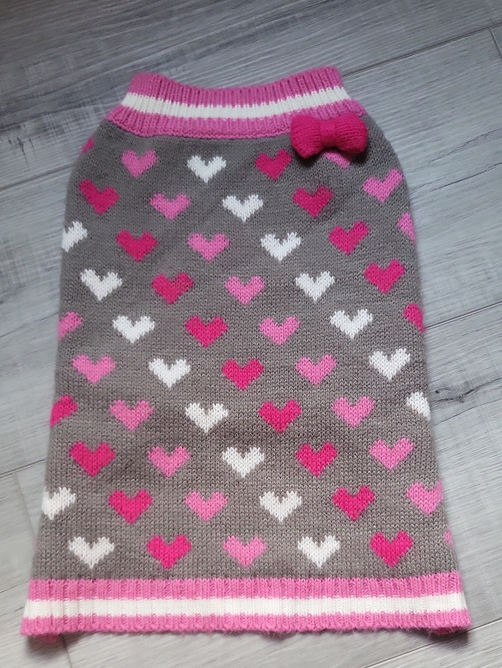 Gray Heart-Print Knit Dog Sweater Pink Trim